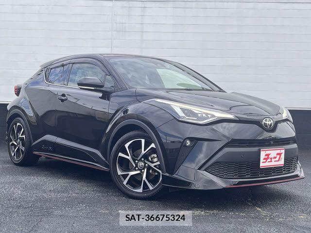 Toyota C-HR 2022-03 4751899-6