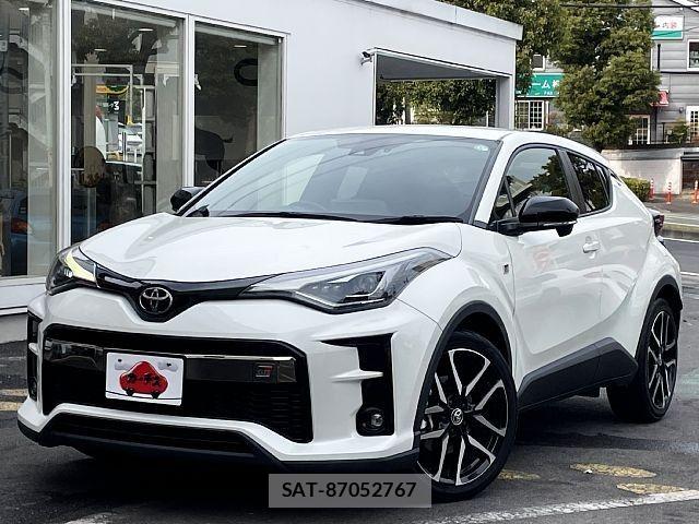 Toyota C-HR 2021-04 4933689-0