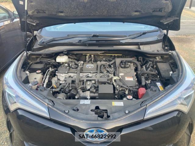 Toyota C-HR 2016-12 4934016-9