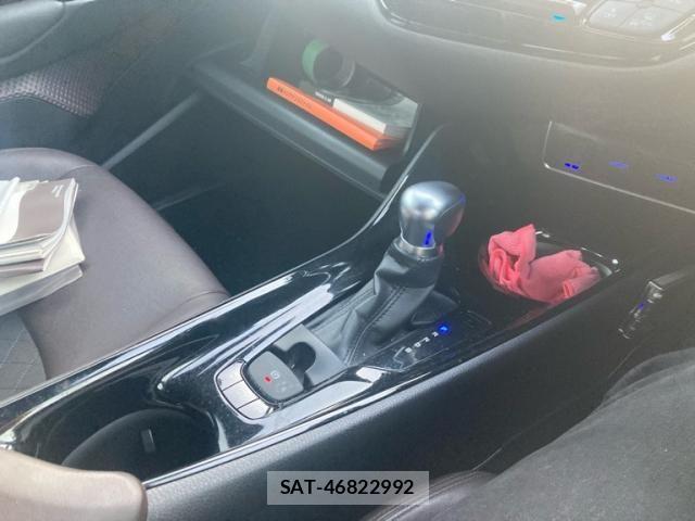 Toyota C-HR 2016-12 4934016-21