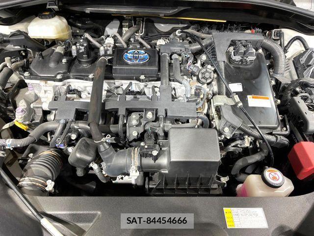 Toyota C-HR 2017-09 5861854-17
