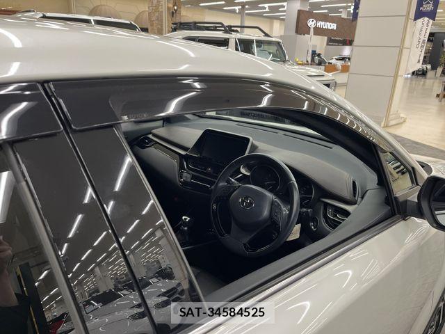 Toyota C-HR 2020-03 5861756-6
