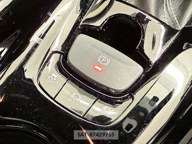 Toyota C-HR 2020-09 6009826-11