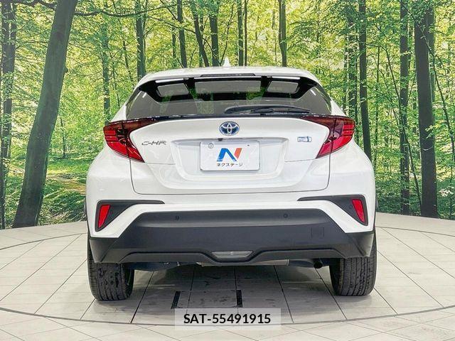 Toyota C-HR 2019-11 6009836-14