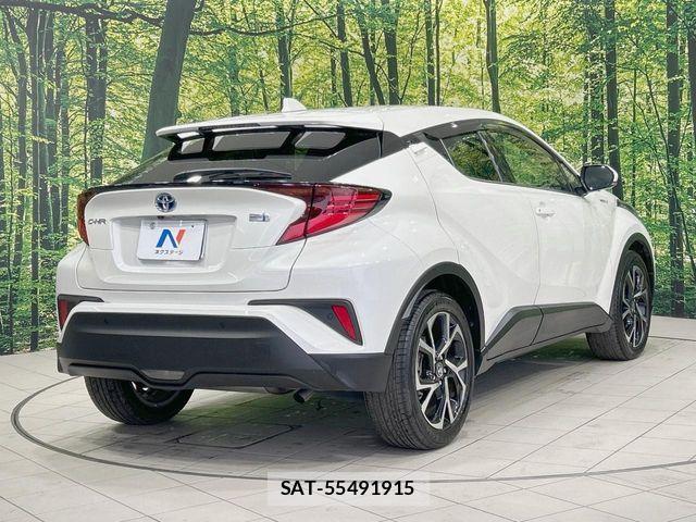 Toyota C-HR 2019-11 6009836-16