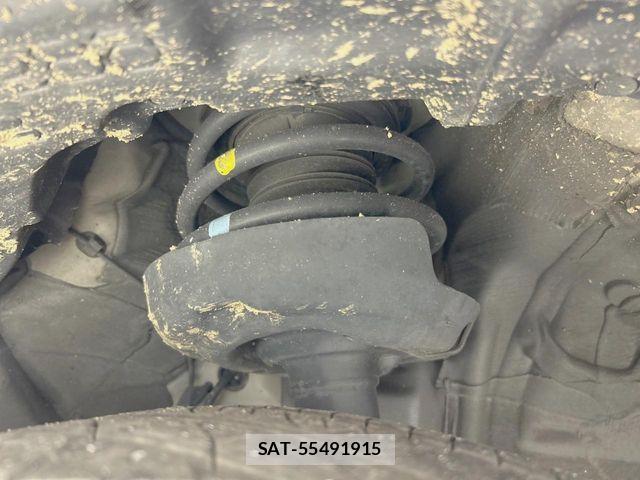Toyota C-HR 2019-11 6009836-19
