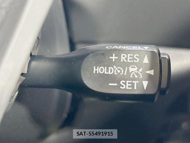 Toyota C-HR 2019-11 6009836-5