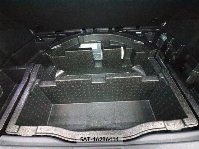 Toyota C-HR 2018-11 6212452-11
