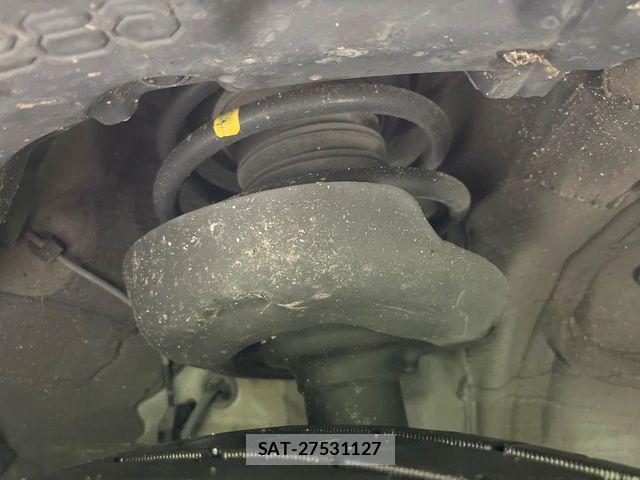 Toyota C-HR 2019-05 6212468-19