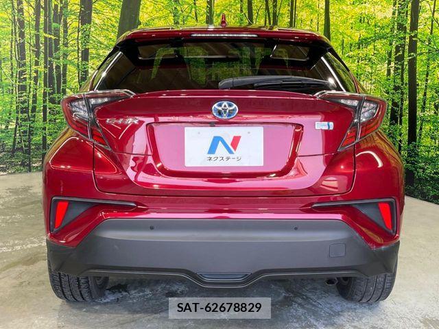 Toyota C-HR 2017-04 6212499-15