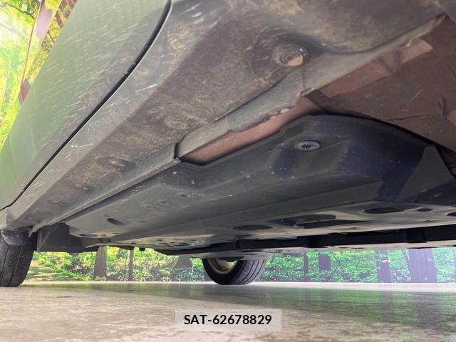 Toyota C-HR 2017-04 6212499-18
