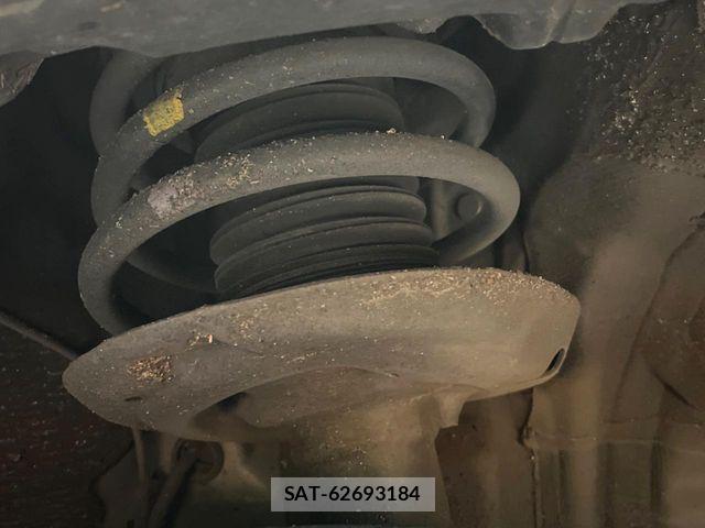 Toyota C-HR 2017-05 6242771-19