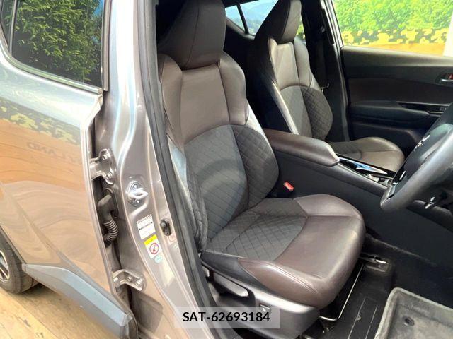 Toyota C-HR 2017-05 6242771-7