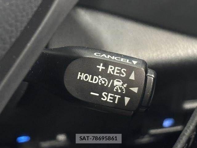 Toyota C-HR 2020-12 6275970-6
