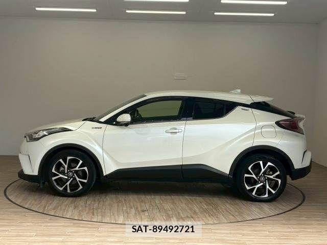 Toyota C-HR 2017-03 6275973-15