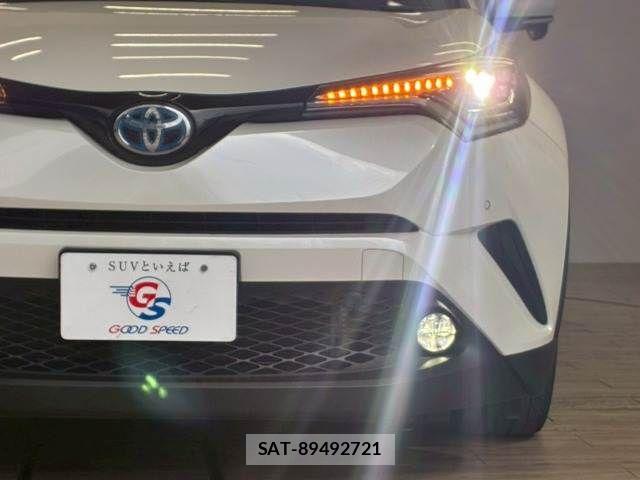 Toyota C-HR 2017-03 6275973-17