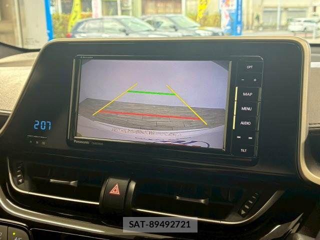 Toyota C-HR 2017-03 6275973-3