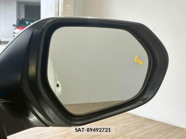 Toyota C-HR 2017-03 6275973-4