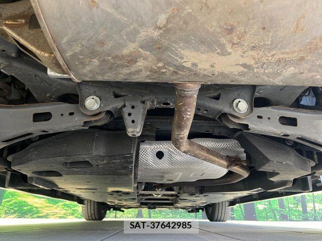 Toyota C-HR 2016-12 6544436-18