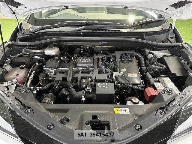 Toyota C-HR 2020-02 6544434-12