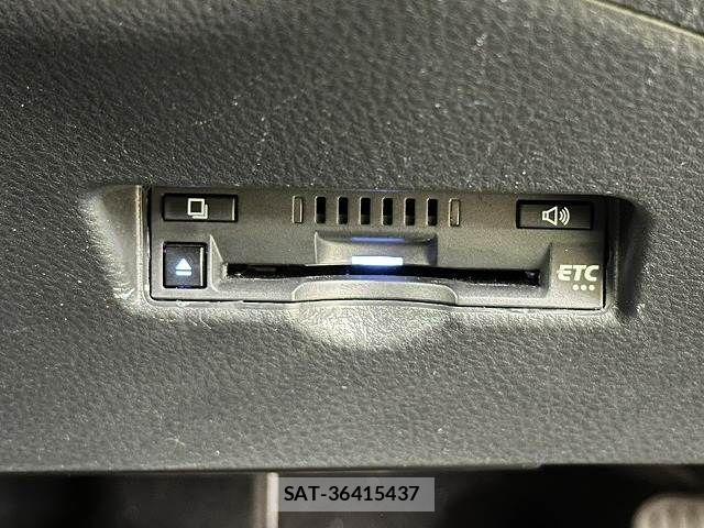 Toyota C-HR 2020-02 6544434-14