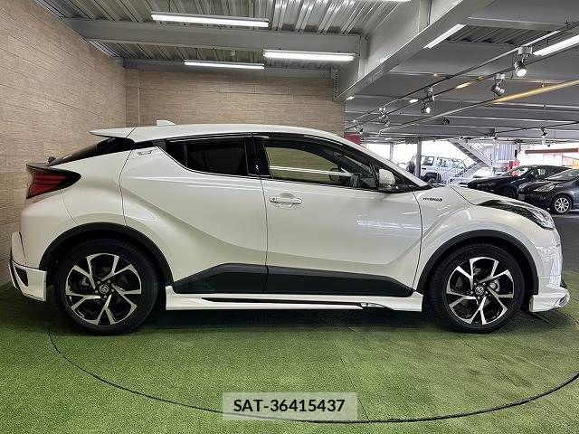 Toyota C-HR 2020-02 6544434-17
