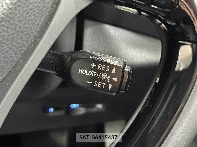 Toyota C-HR 2020-02 6544434-5