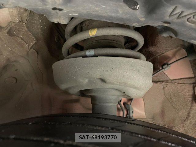 Toyota C-HR 2020-04 6611023-19