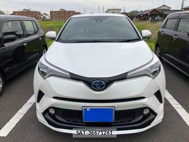 Toyota C-HR 2017-11 6641346-0