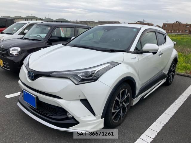 Toyota C-HR 2017-11 6641346-3
