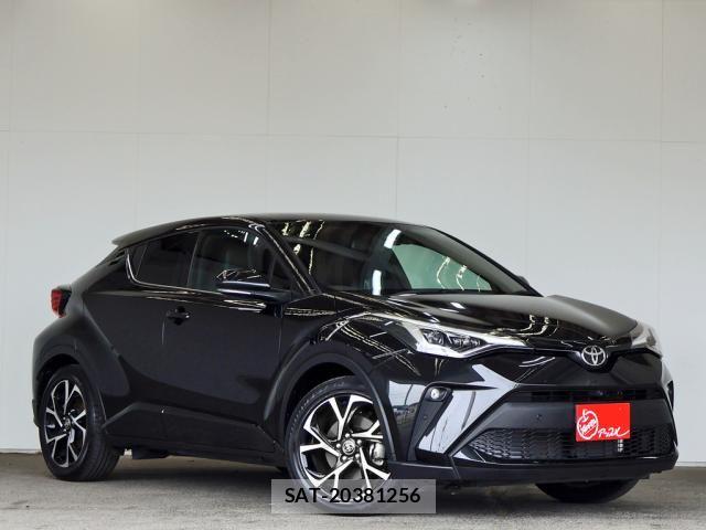 Toyota C-HR 2023-02 6641344-8