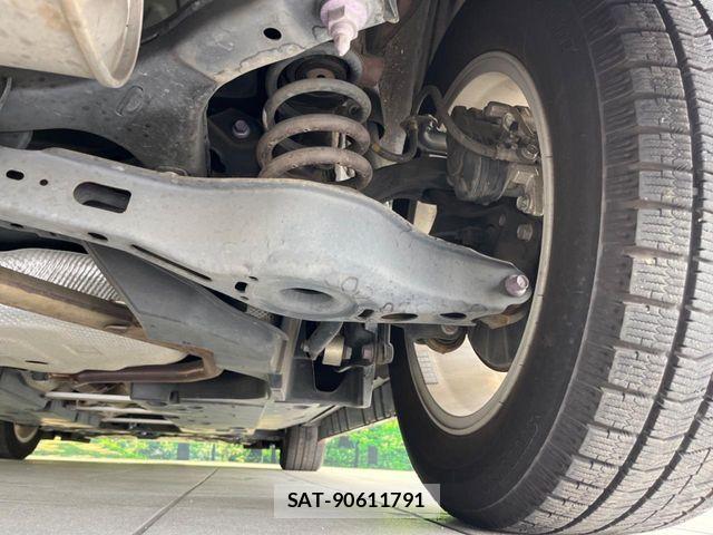 Toyota C-HR 2017-10 6670822-19