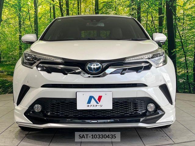 Toyota C-HR 2017-10 6670808-13