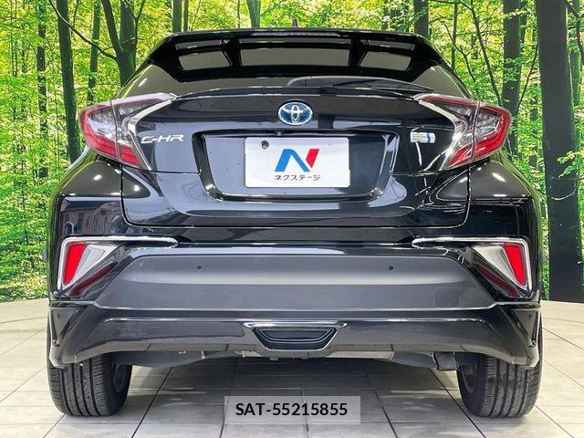 Toyota C-HR 2017-08 6670818-14