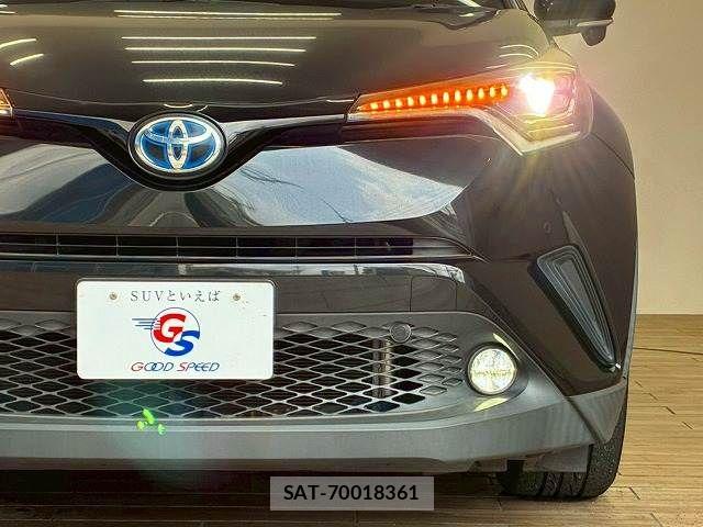 Toyota C-HR 2017-03 6670815-18