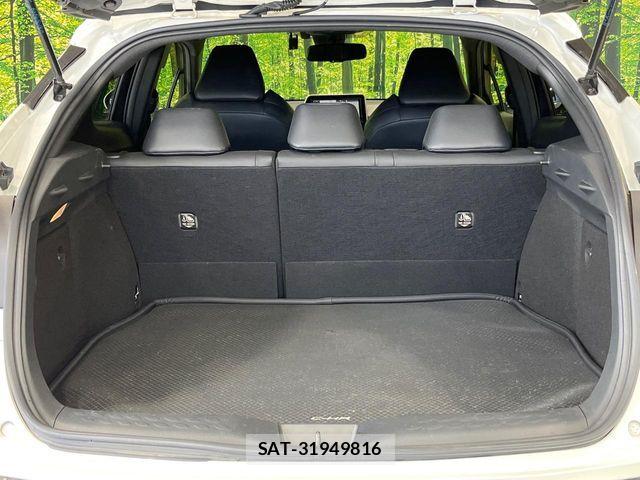 Toyota C-HR 2017-04 6675349-9