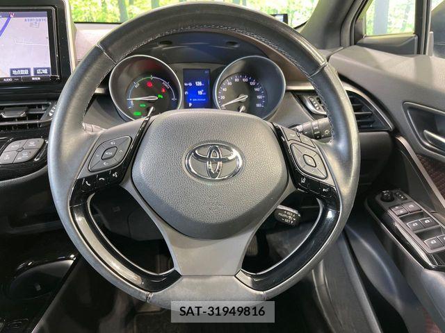 Toyota C-HR 2017-04 6675349-10