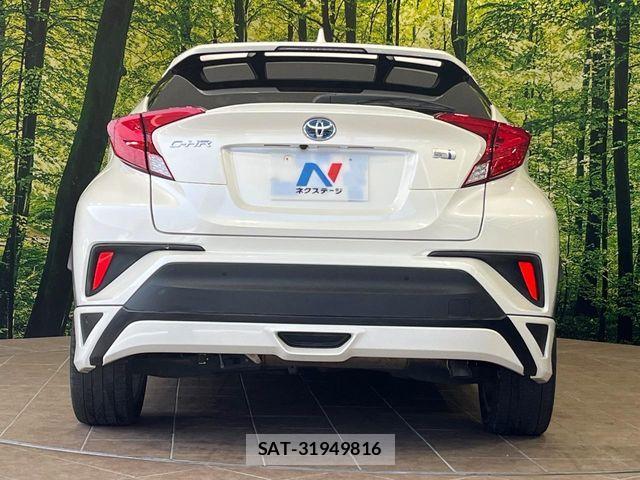 Toyota C-HR 2017-04 6675349-14