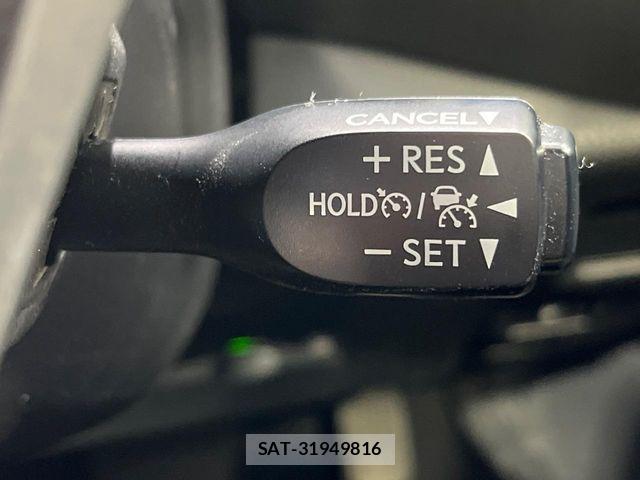 Toyota C-HR 2017-04 6675349-4