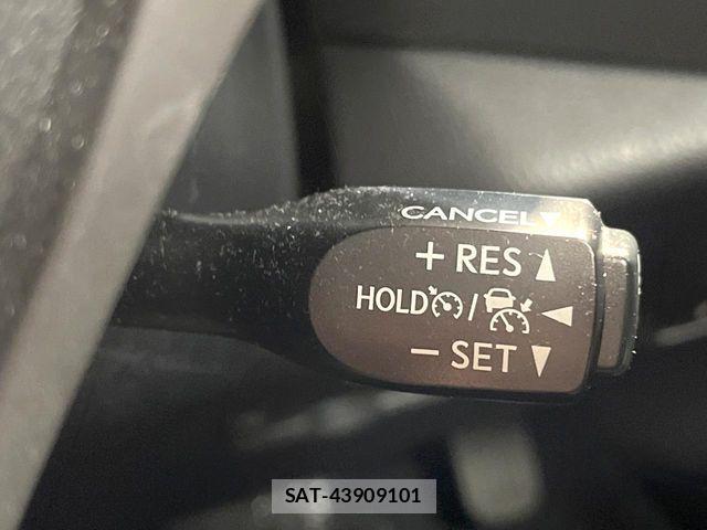 Toyota C-HR 2017-02 6675359-4