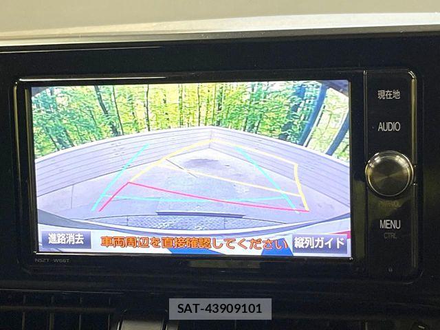 Toyota C-HR 2017-02 6675359-5