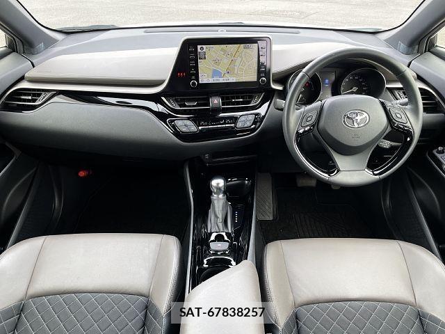 Toyota C-HR 2019-11 6675348-1