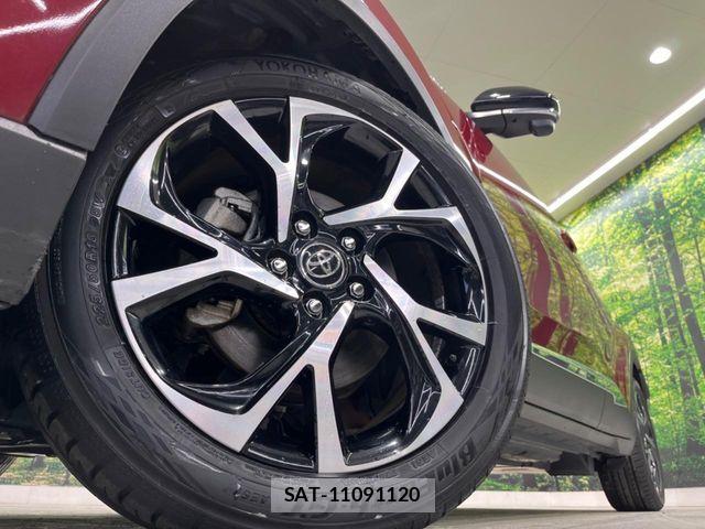 Toyota C-HR 2018-07 6675355-12