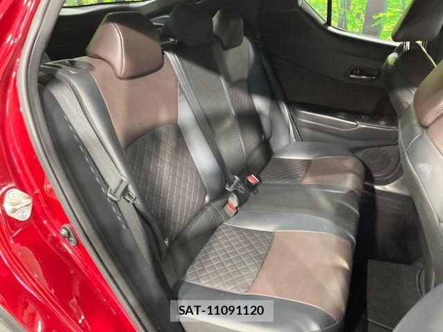 Toyota C-HR 2018-07 6675355-8