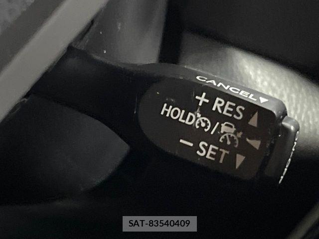Toyota C-HR 2019-04 6675356-5