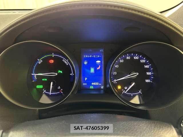 Toyota C-HR 2017-11 6690945-10