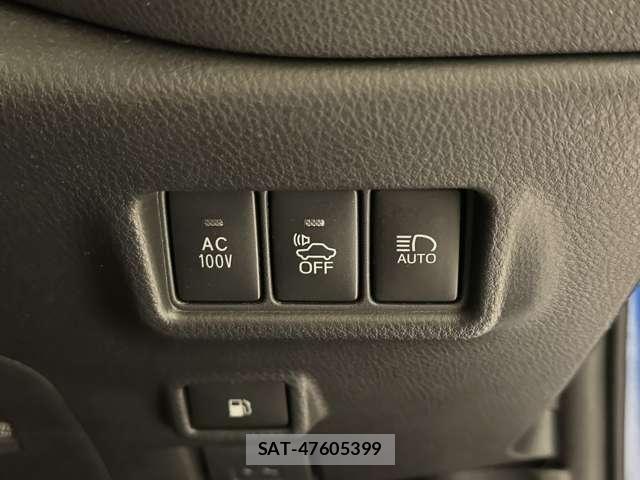 Toyota C-HR 2017-11 6690945-15