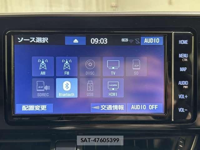 Toyota C-HR 2017-11 6690945-22