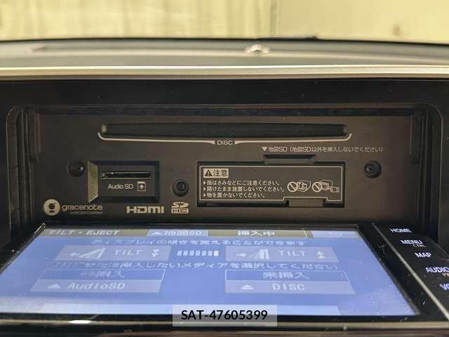 Toyota C-HR 2017-11 6690945-24