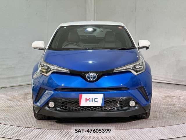Toyota C-HR 2017-11 6690945-2